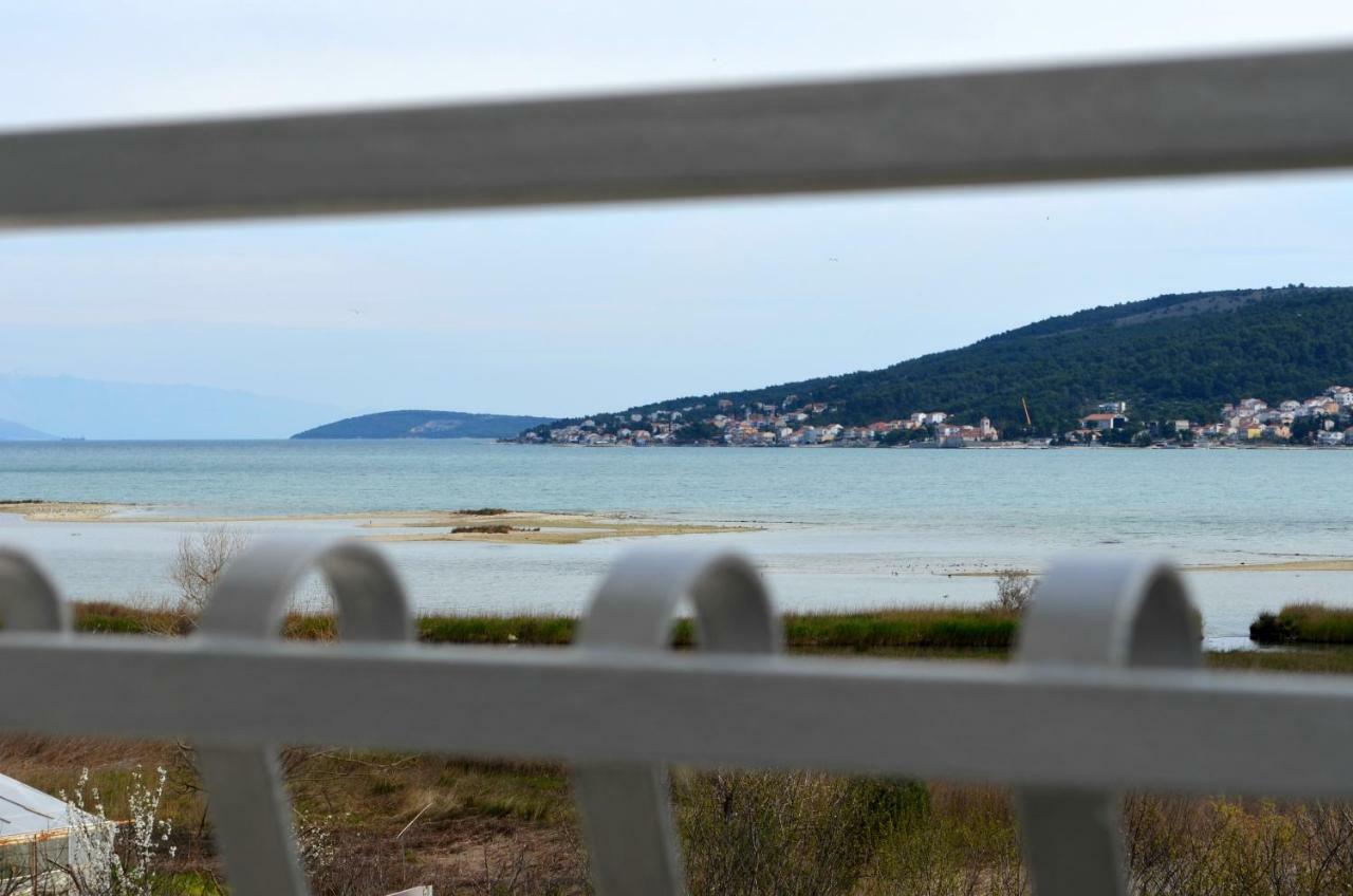 Bridge And Beach Apartments Трогир Экстерьер фото